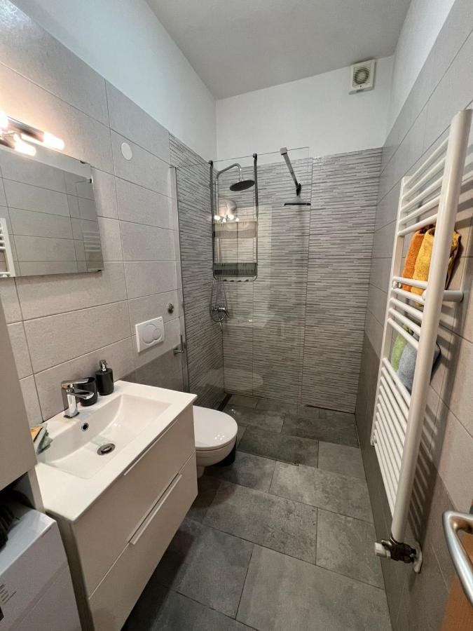 Seaview Apartment